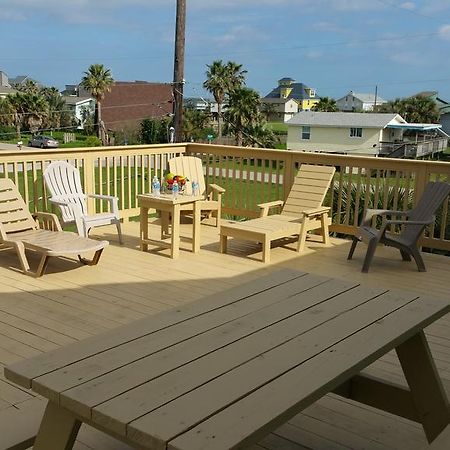 Private Beach -- Away From The Crowds - Ocean Views -Short Drive To Moody Gardens, Schlitter Bahn, Pleasure Pier Galveston Buitenkant foto