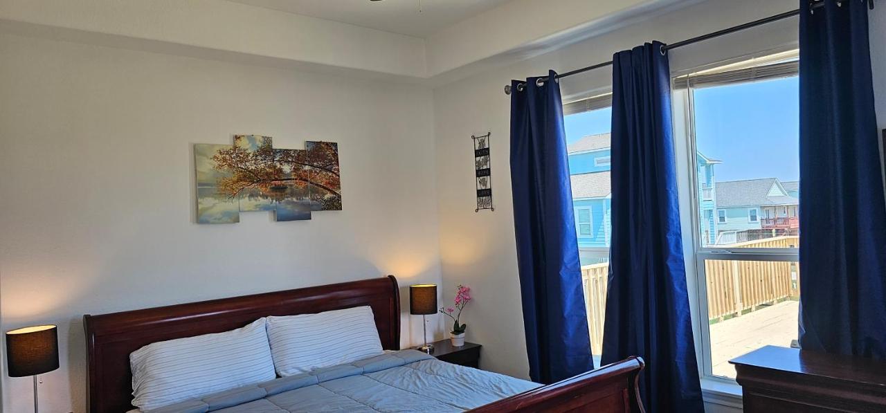 Private Beach -- Away From The Crowds - Ocean Views -Short Drive To Moody Gardens, Schlitter Bahn, Pleasure Pier Galveston Buitenkant foto
